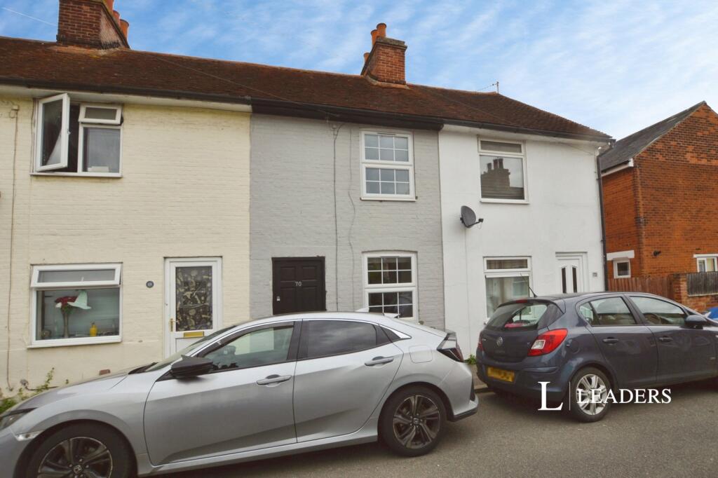 2 bed Mid Terraced House for rent in Colchester. From Leaders Sales - Colchester 2 bed Mid Terraced House for rent in Colchester. From Leaders Sales - Colchester