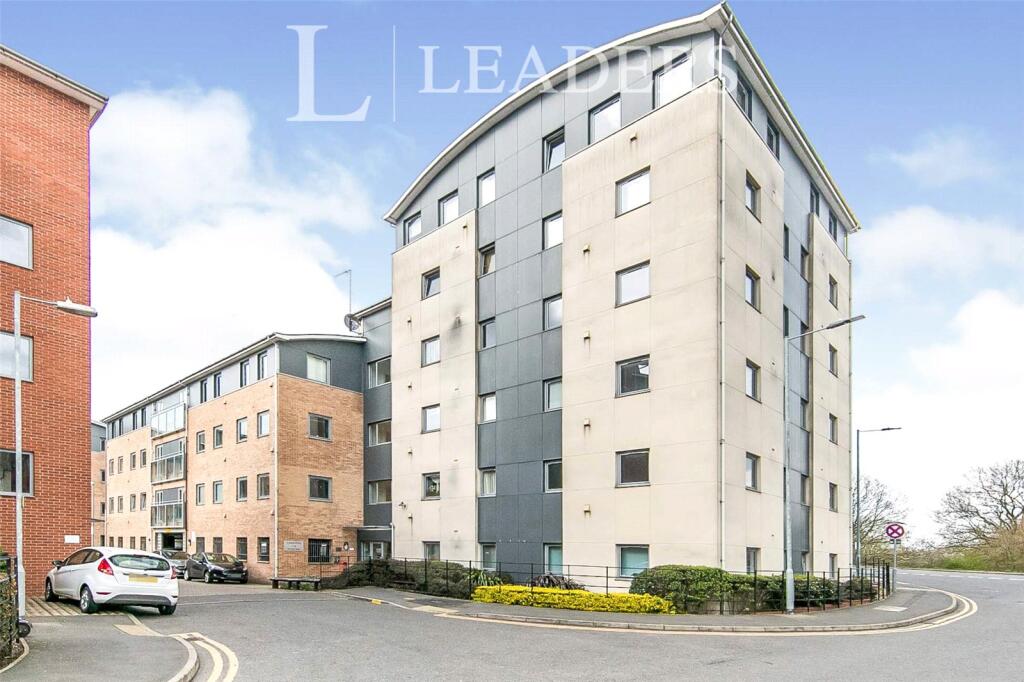 4 bed Studio for rent in Workhouse Hill. From Leaders Sales - Colchester 4 bed Studio for rent in Workhouse Hill. From Leaders Sales - Colchester