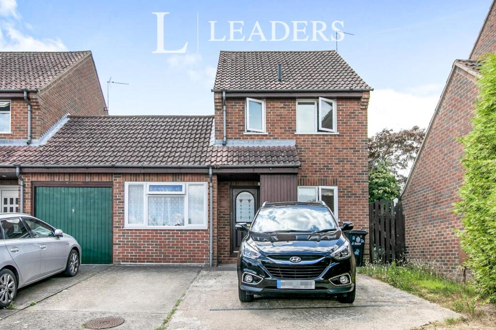 3 bed Detached for rent in Manningtree. From Leaders Sales - Colchester 3 bed Detached for rent in Manningtree. From Leaders Sales - Colchester