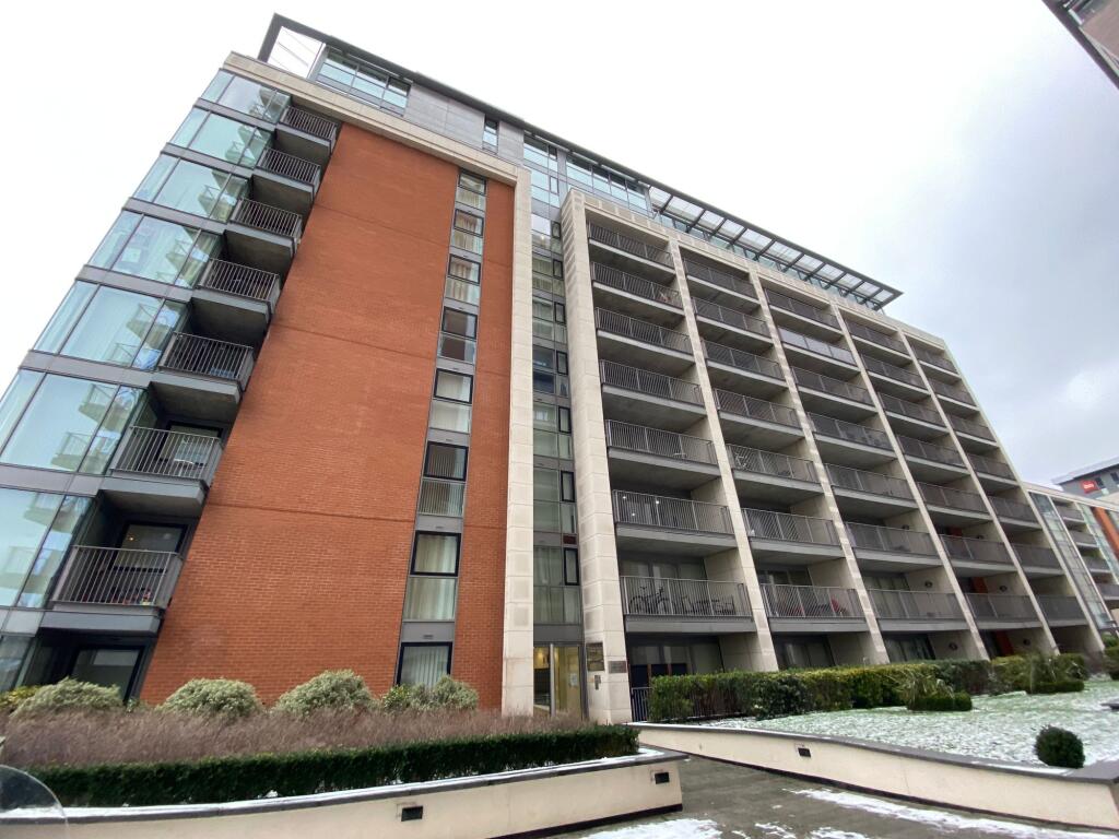 2 bed 1st Floor Flat for rent in London. From Birchills - London