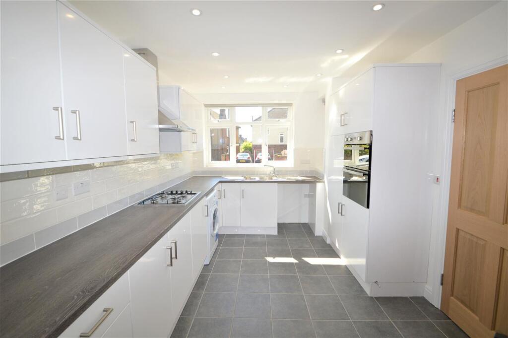 2 bed 1st Floor Flat for rent in London. From Birchills - London