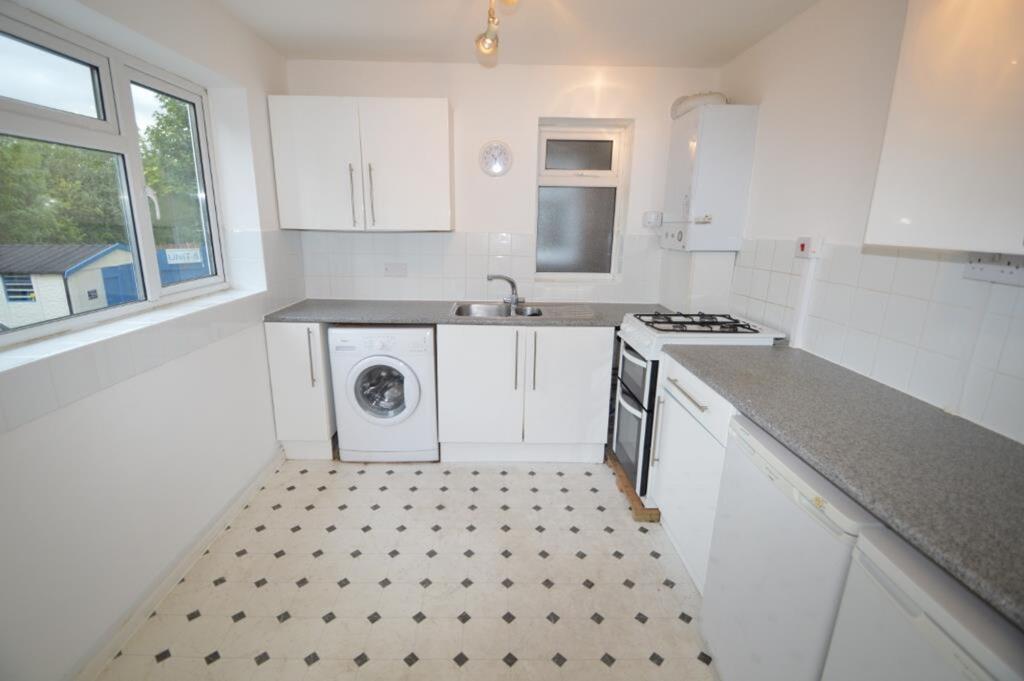 2 bed 1st Floor Flat for rent in London. From Birchills - London