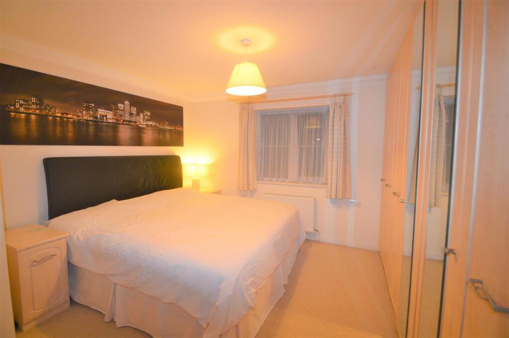 4 bed Detached for rent in Ilford. From Birchills - London