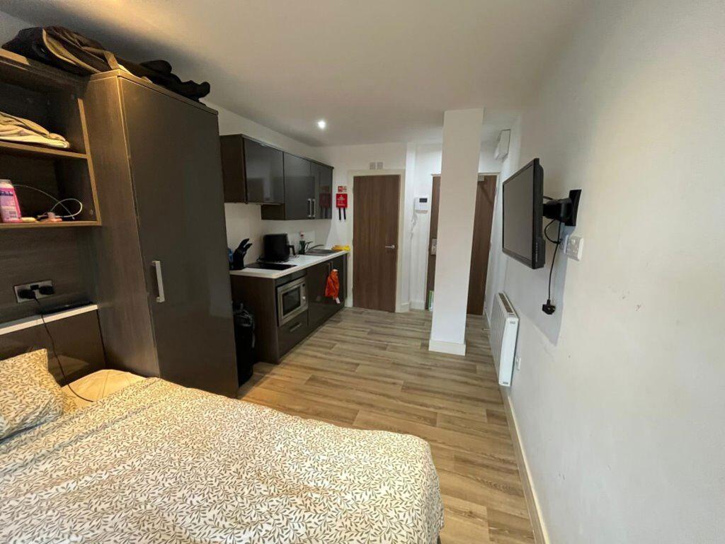 4 bed Studio for rent in Southampton. From Crossmeads - Chichester 4 bed Studio for rent in Southampton. From Crossmeads - Chichester