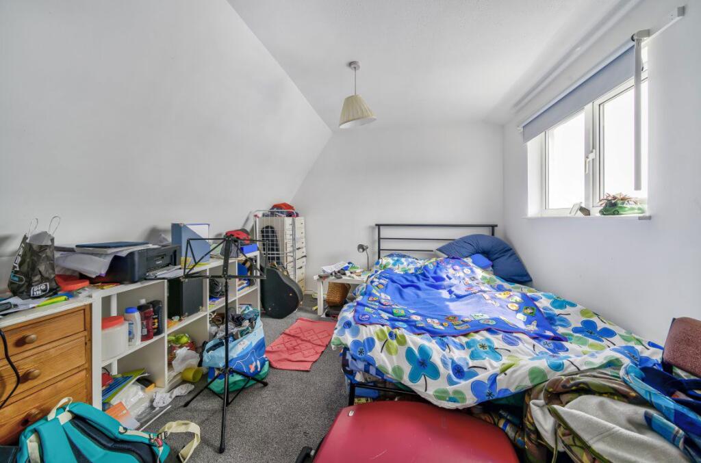 1 bed Detached for rent in Chichester. From Crossmeads - Chichester 1 bed Detached for rent in Chichester. From Crossmeads - Chichester
