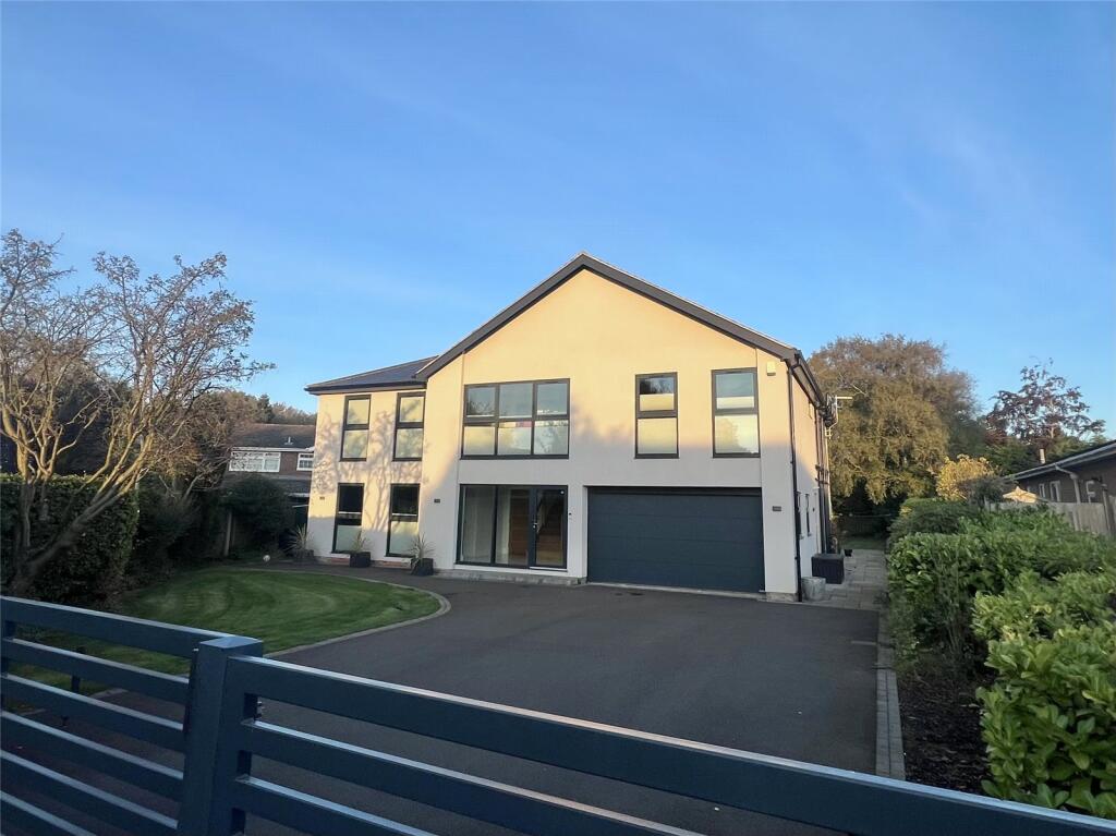 5 bed Detached for rent in Newcastle upon Tyne. From Dobsons Estate Agents - Darras Hall