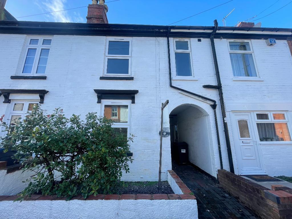 2 bed Mid Terraced House for rent in Smethwick. From Wentworth and Rose - Harbourne
