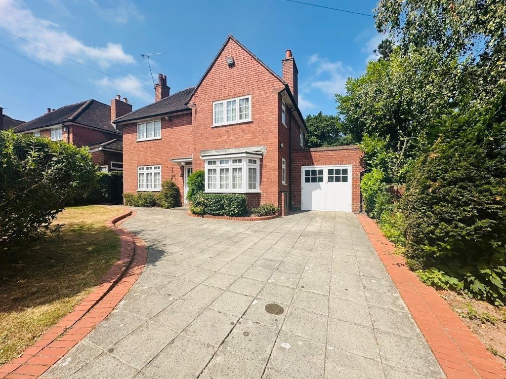 3 bed Detached for rent in Headley Heath. From Wentworth and Rose - Harbourne 3 bed Detached for rent in Headley Heath. From Wentworth and Rose - Harbourne