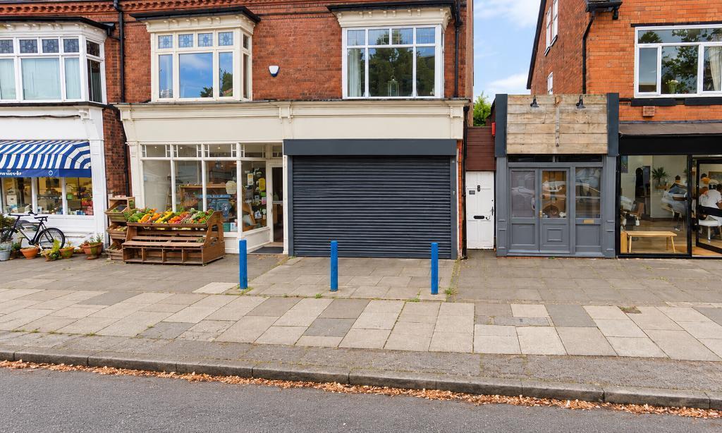 2 bed Mid Terraced House for rent in Headley Heath. From Wentworth and Rose - Harbourne 2 bed Mid Terraced House for rent in Headley Heath. From Wentworth and Rose - Harbourne