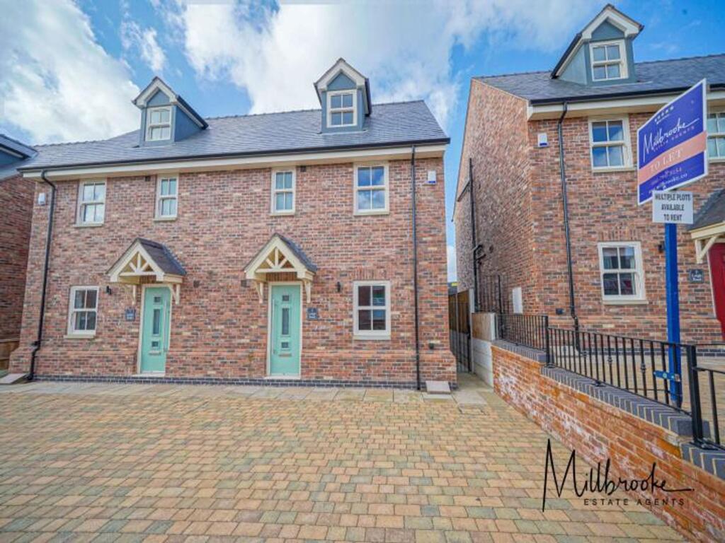 4 bed Semi Detached for rent in Atherton. From Millbrooke Estate Agents - Worsley 4 bed Semi Detached for rent in Atherton. From Millbrooke Estate Agents - Worsley