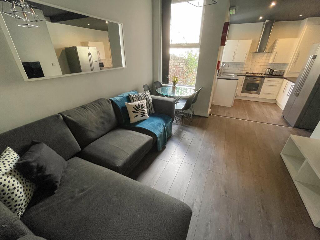 5 bed Mid Terraced House for rent in Liverpool. From Address Properties - Liverpool 5 bed Mid Terraced House for rent in Liverpool. From Address Properties - Liverpool