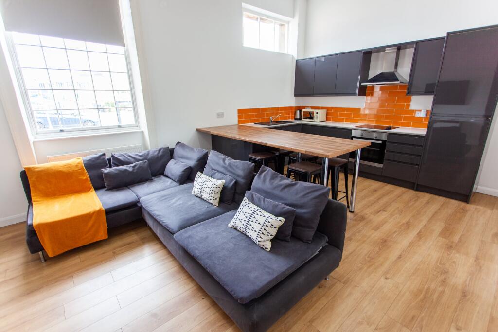 5 bed Detached for rent in Liverpool. From Address Properties - Liverpool