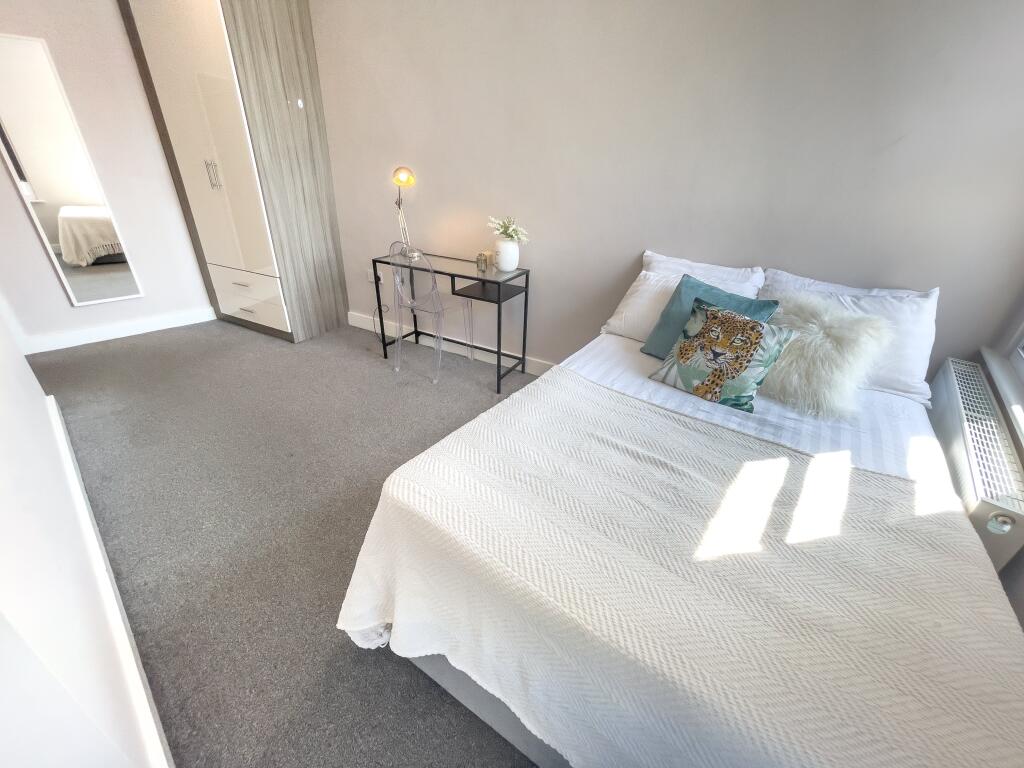 5 bed Mid Terraced House for rent in Liverpool. From Address Properties - Liverpool