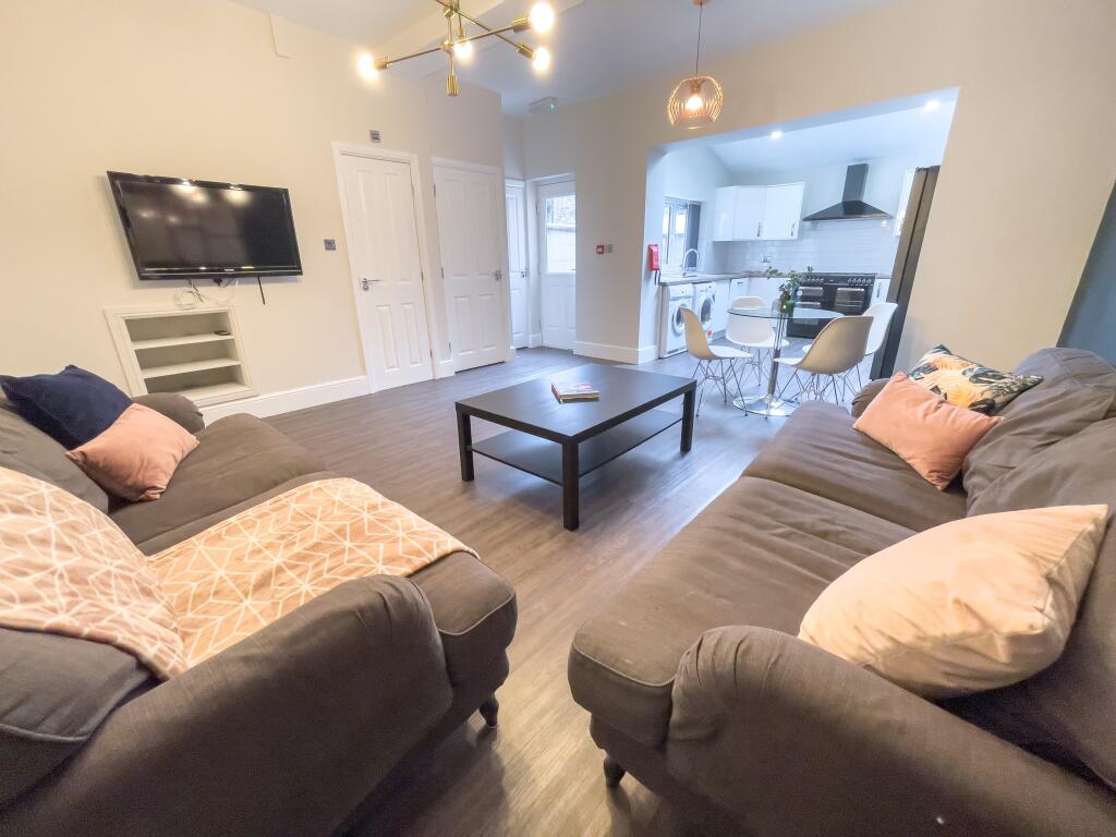 6 bed Mid Terraced House for rent in Liverpool. From Address Properties - Liverpool