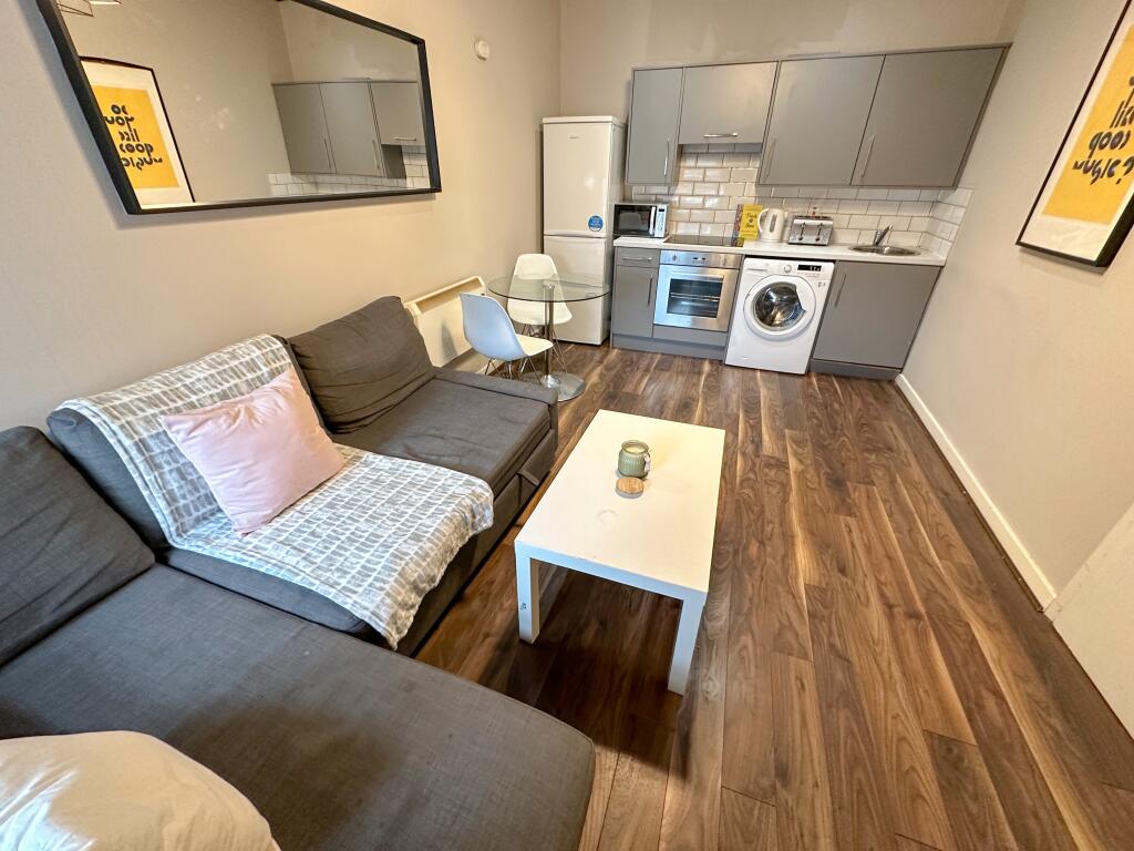 3 bed 1st Floor Flat for rent in Liverpool. From Address Properties - Liverpool