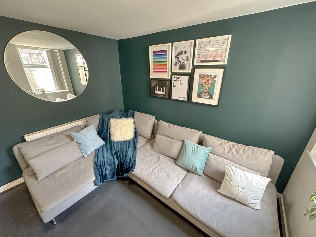 6 bed Mid Terraced House for rent in Liverpool. From Address Properties - Liverpool 6 bed Mid Terraced House for rent in Liverpool. From Address Properties - Liverpool