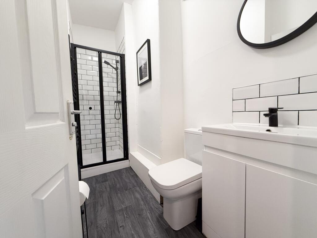 5 bed Mid Terraced House for rent in Liverpool. From Address Properties - Liverpool 5 bed Mid Terraced House for rent in Liverpool. From Address Properties - Liverpool