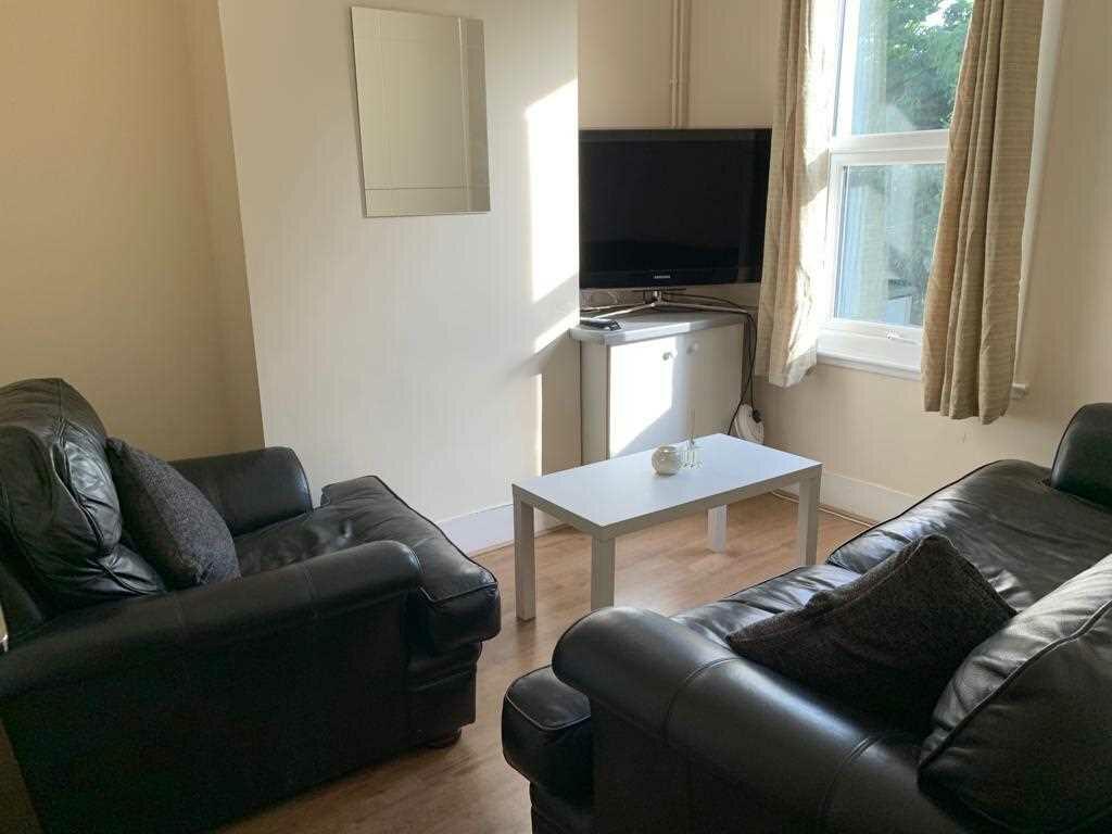 4 bed Not Specified for rent in Canterbury. From Richmond Chase
