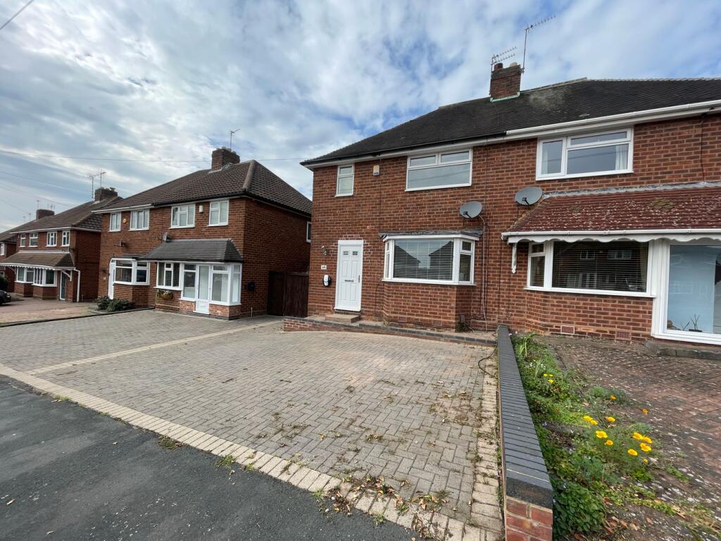 3 bed Semi Detached for rent in Pheasey. From Home4.co.uk - Great Barr 3 bed Semi Detached for rent in Pheasey. From Home4.co.uk - Great Barr
