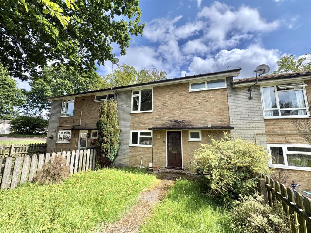 3 bed Mid Terraced House for rent in Furzeley Corner. From Chapplins Estate Agents - Fareham 3 bed Mid Terraced House for rent in Furzeley Corner. From Chapplins Estate Agents - Fareham