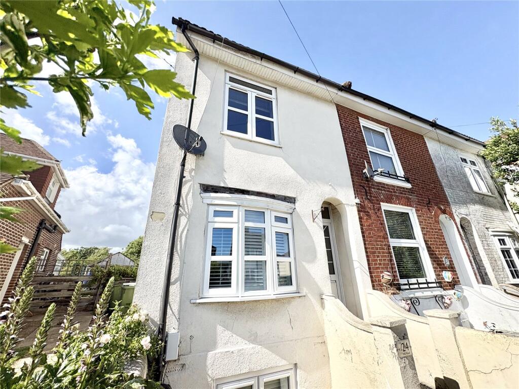 3 bed End of Terrace for rent in Fareham. From Chapplins Estate Agents - Fareham 3 bed End of Terrace for rent in Fareham. From Chapplins Estate Agents - Fareham