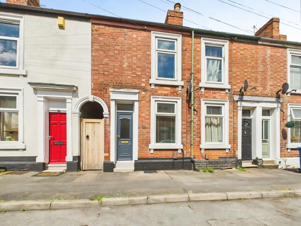 2 bed Mid Terraced House for rent in Mackworth. From Northwood - Derby