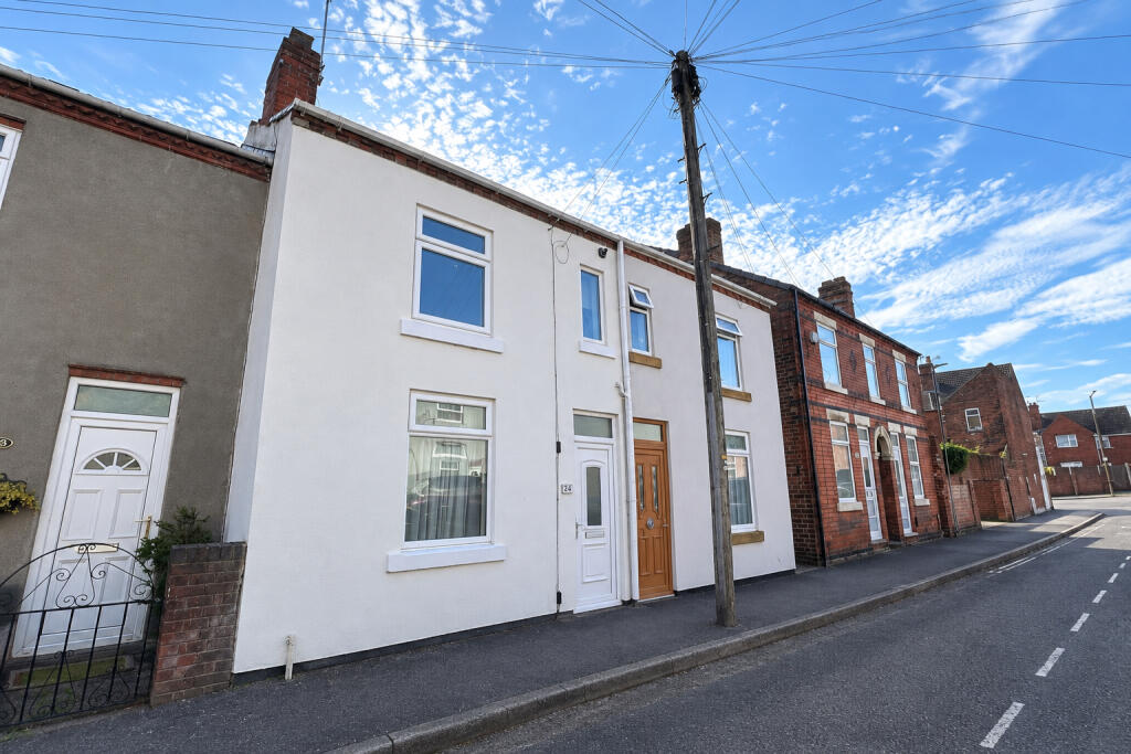 2 bed Mid Terraced House for rent in Alfreton. From Northwood - Derby