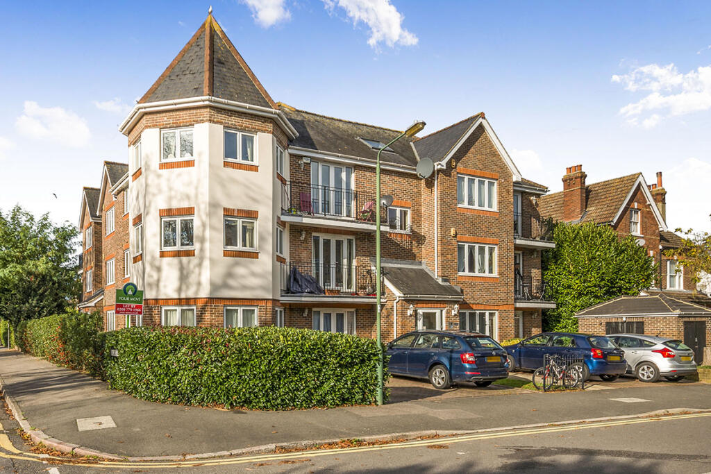 2 bed 1st Floor Flat for rent in Carshalton. From Your Move 2 bed 1st Floor Flat for rent in Carshalton. From Your Move