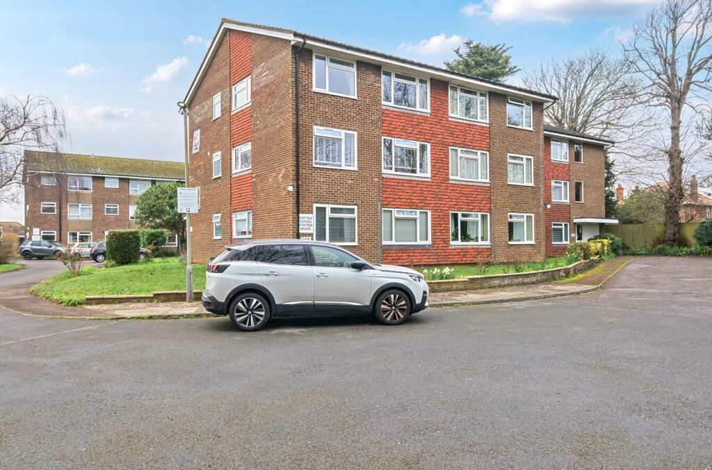 2 bed 1st Floor Flat for rent in Findon. From Michael Jones & Company - New Homes 2 bed 1st Floor Flat for rent in Findon. From Michael Jones & Company - New Homes