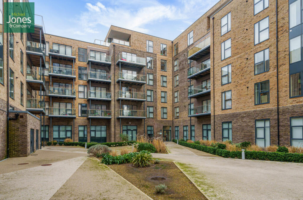2 bed 1st Floor Flat for rent in Ferring. From Michael Jones & Company - New Homes