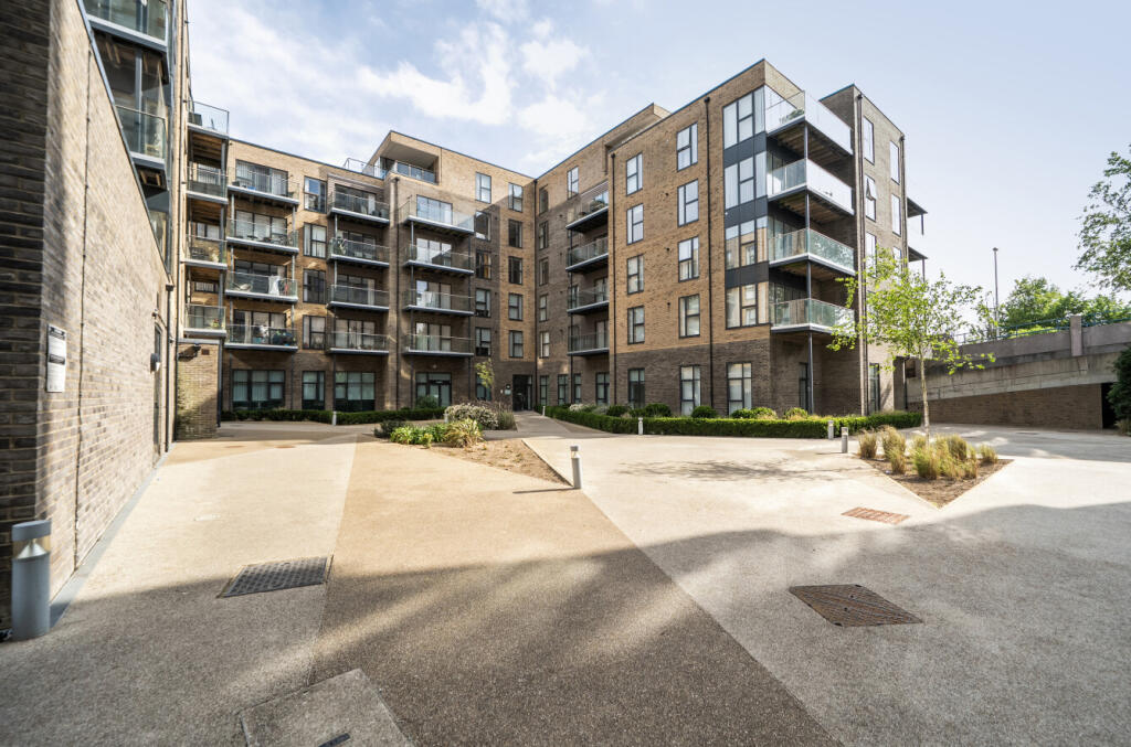 1 bed 1st Floor Flat for rent in Ferring. From Michael Jones & Company - New Homes