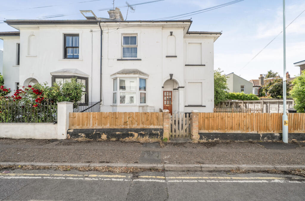 2 bed 1st Floor Flat for rent in Worthing. From Michael Jones & Company - New Homes 2 bed 1st Floor Flat for rent in Worthing. From Michael Jones & Company - New Homes