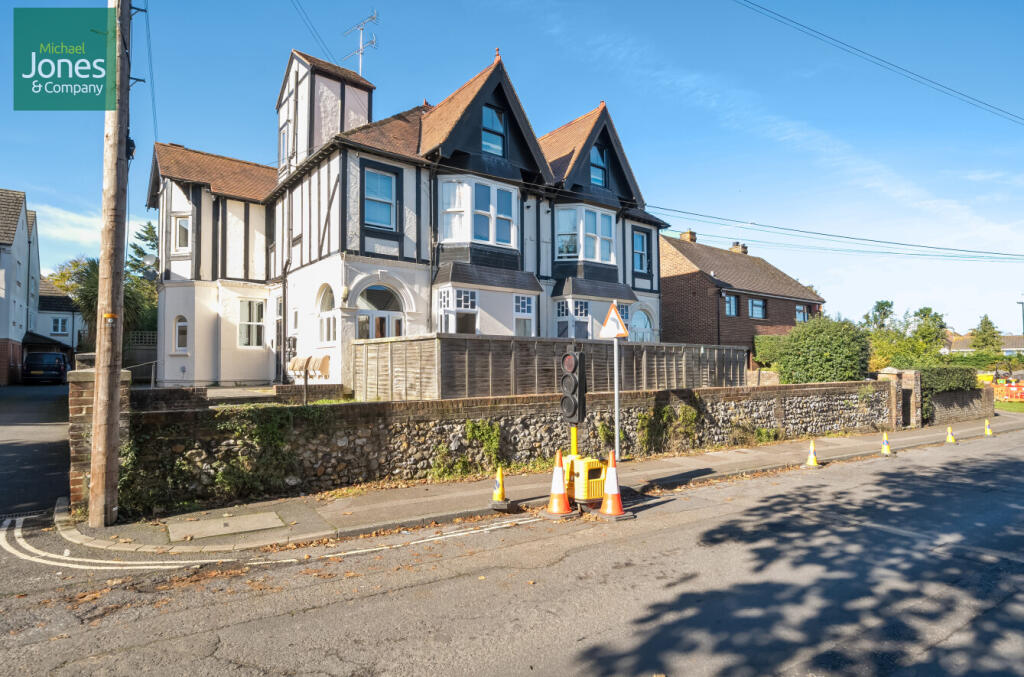 1 bed 1st Floor Flat for rent in Bognor Regis. From Michael Jones & Company - New Homes