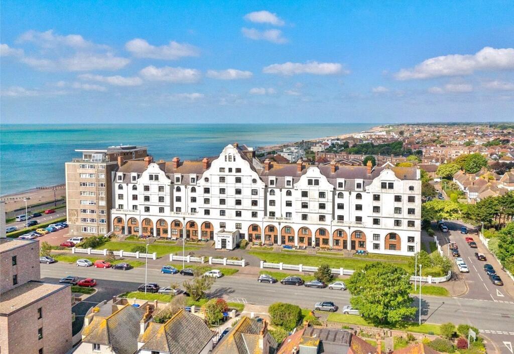 2 bed 1st Floor Flat for rent in Worthing. From Michael Jones & Company - New Homes 2 bed 1st Floor Flat for rent in Worthing. From Michael Jones & Company - New Homes