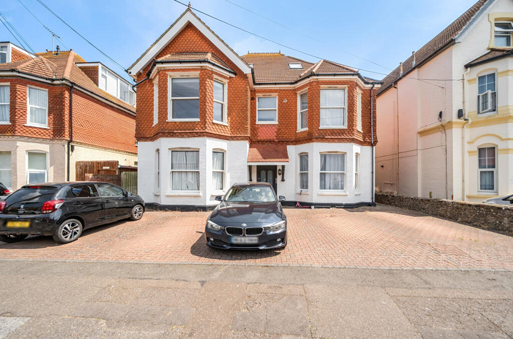 1 bed 1st Floor Flat for rent in Worthing. From Michael Jones & Company - New Homes