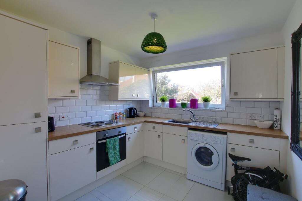 2 bed 1st Floor Flat for rent in Worthing. From Michael Jones & Company - New Homes