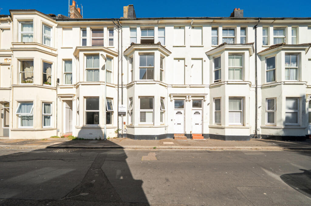 1 bed 1st Floor Flat for rent in Worthing. From Michael Jones & Company - New Homes