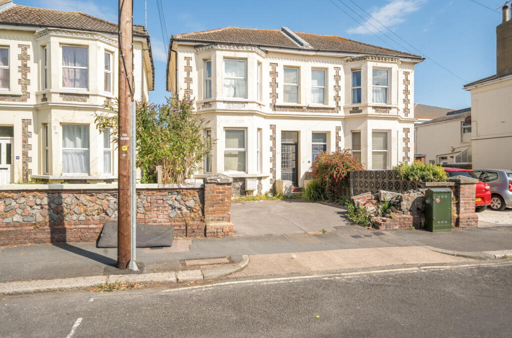 1 bed 1st Floor Flat for rent in Worthing. From Michael Jones & Company - New Homes 1 bed 1st Floor Flat for rent in Worthing. From Michael Jones & Company - New Homes