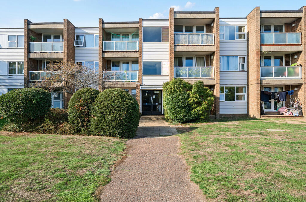 1 bed 1st Floor Flat for rent in Clapham. From Michael Jones & Company - New Homes 1 bed 1st Floor Flat for rent in Clapham. From Michael Jones & Company - New Homes