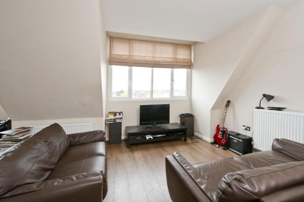 2 bed 1st Floor Flat for rent in London. From Marsh & Parsons - Tooting