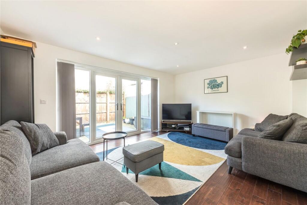 2 bed Mid Terraced House for rent in Merton. From Marsh & Parsons - Tooting
