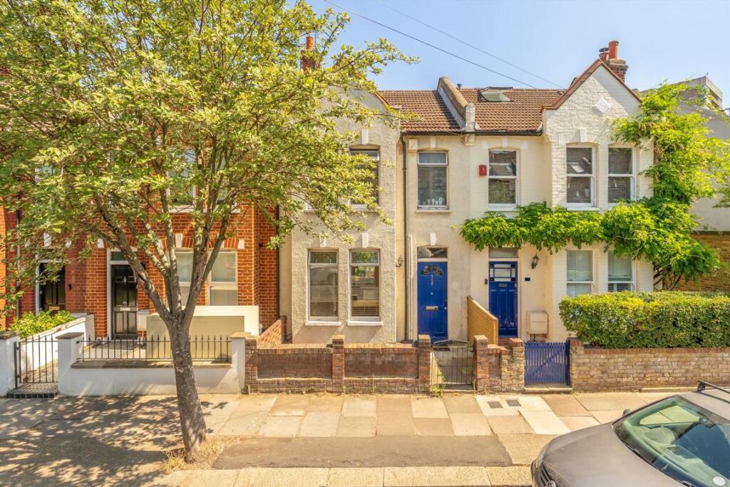 2 bed 1st Floor Flat for rent in Wimbledon. From Marsh & Parsons - Tooting
