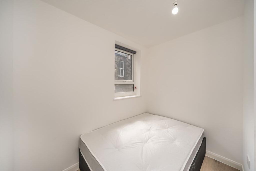 1 bed 1st Floor Flat for rent in Carshalton. From Marsh & Parsons - Tooting