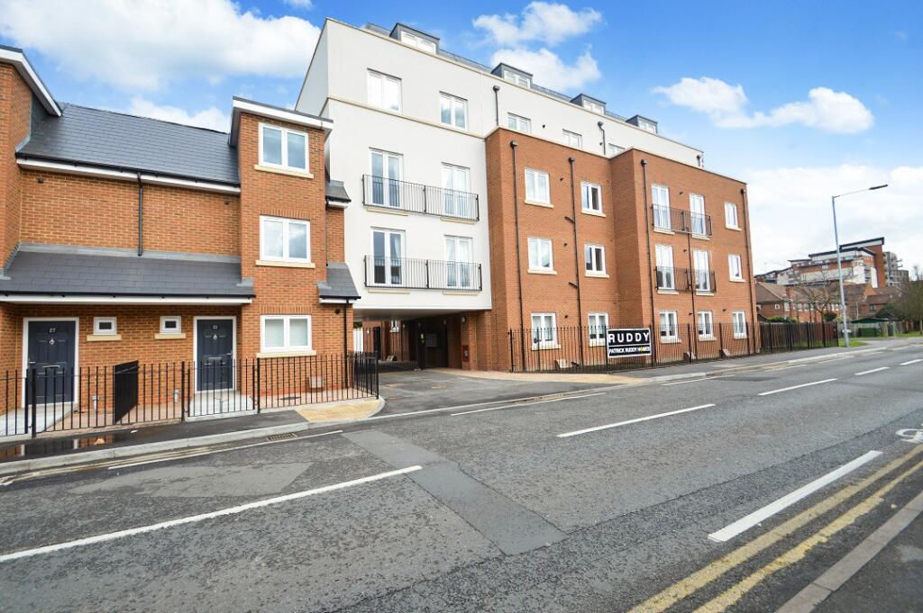 1 bed Apartment for rent in Slough. From The Frost Partnership - Slough 1 bed Apartment for rent in Slough. From The Frost Partnership - Slough