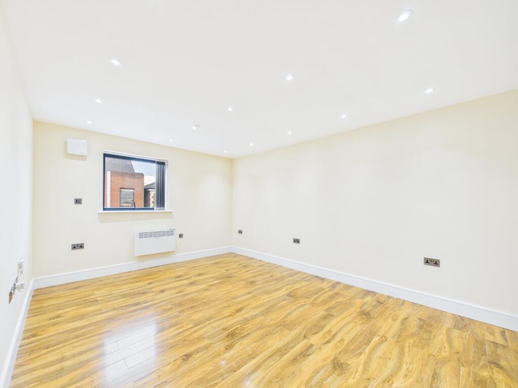 2 bed Apartment for rent in . From The Frost Partnership - Slough