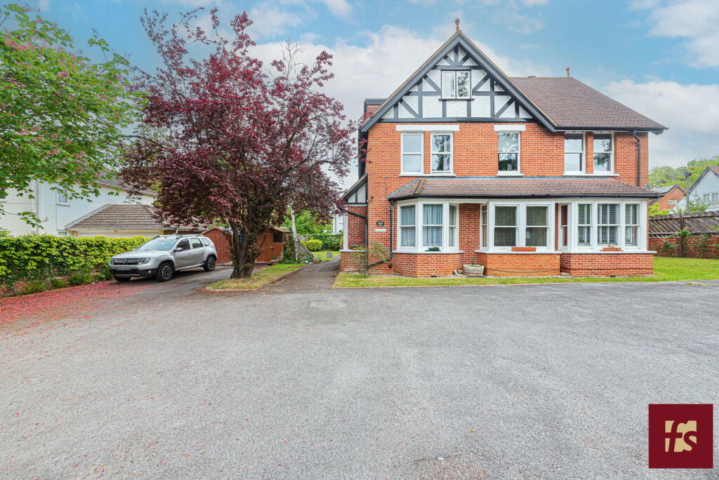 1 bed Apartment for rent in Crowthorne. From Frank Schippers - Crowthorne