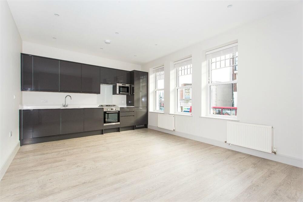 2 bed Apartment for rent in Merton. From Absolute Living