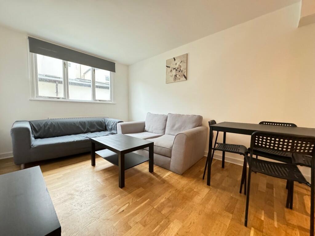 4 bed Mid Terraced House for rent in Wandsworth. From Absolute Living