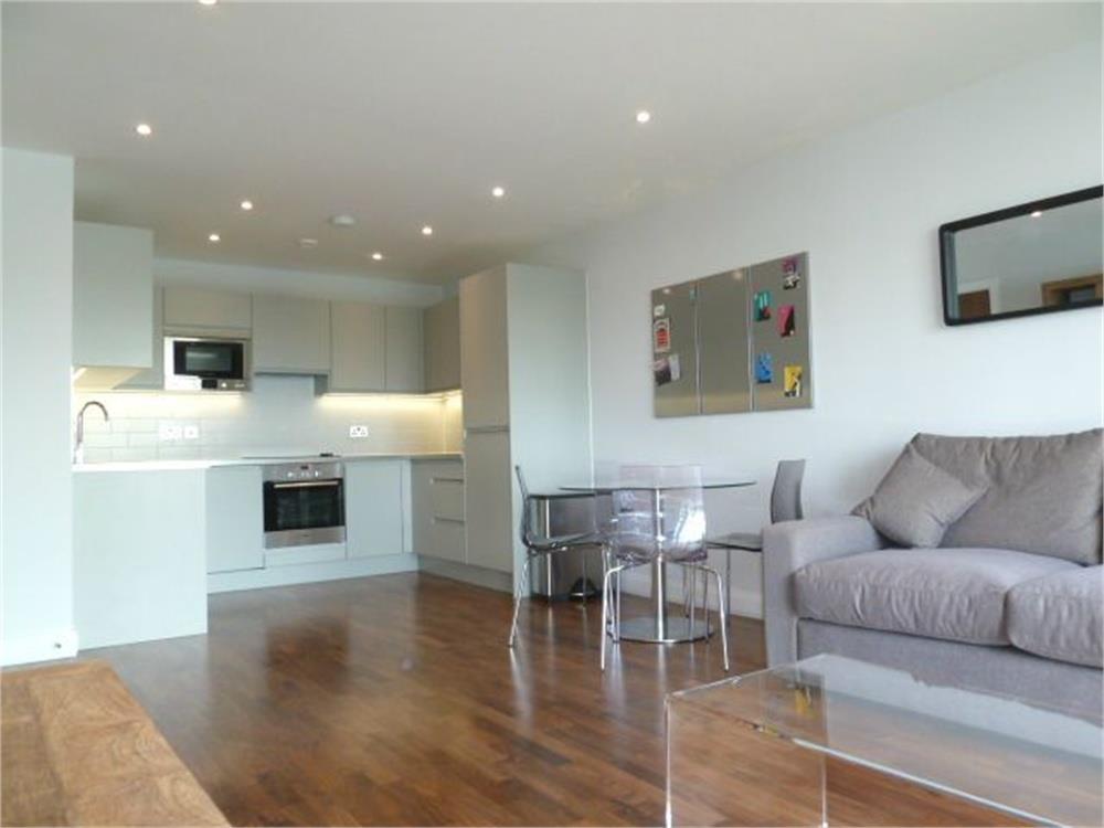 2 bed Apartment for rent in Battersea. From Absolute Living - London