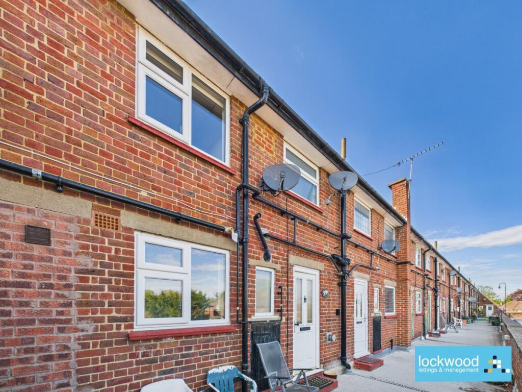 2 bed Annexe for rent in Laleham. From Lockwood Lettings and Management - Ashford